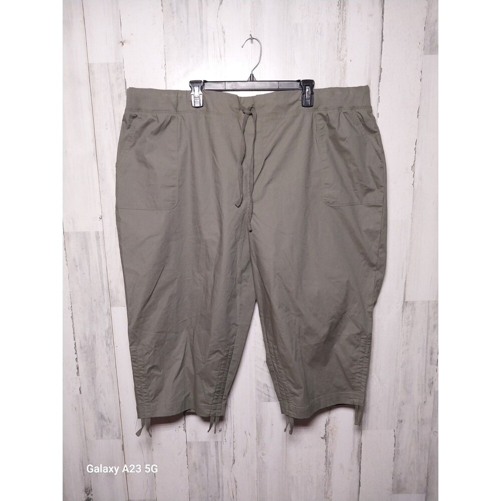 Kinesis Women's 3X Green Capri Pants